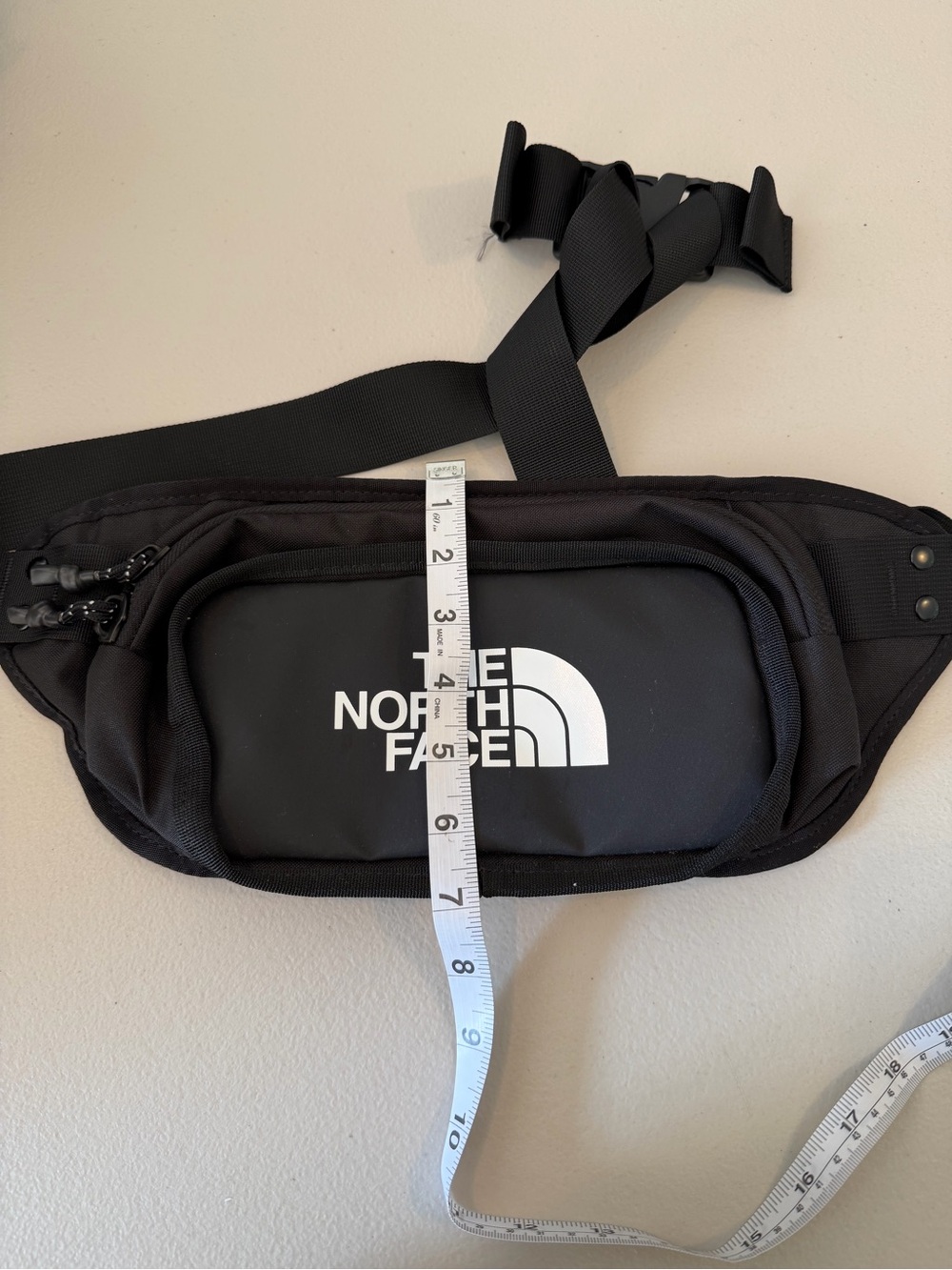 The North Face Waist Pack Like New Used Once - Picture 6 of 6